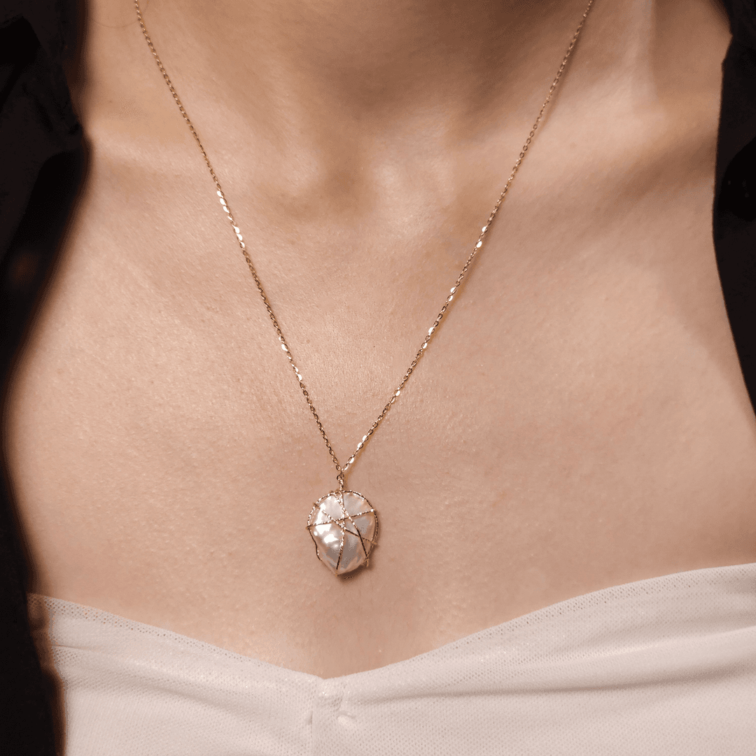 Şık İnci Altın Kolye