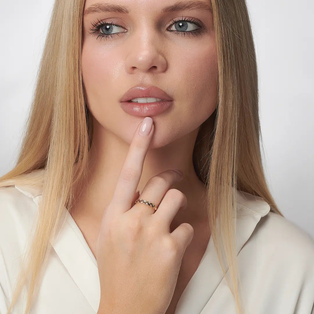 Fiora Zarif Altın Yüzük