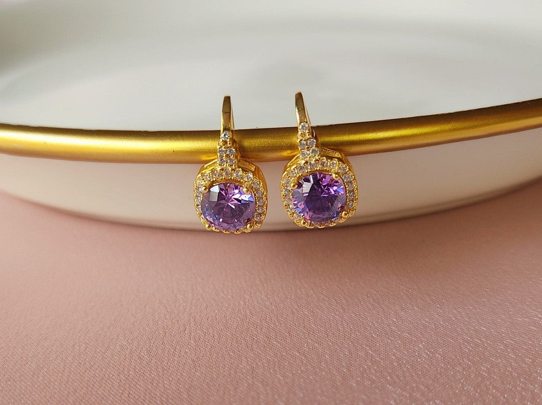 Zarif Renkli Taşlı Lever-Back Altın Küpe