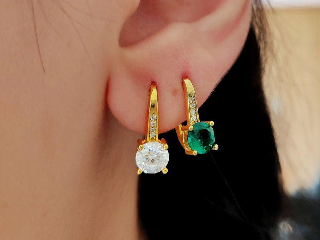 Elegant Lever-Back Altın Küpe